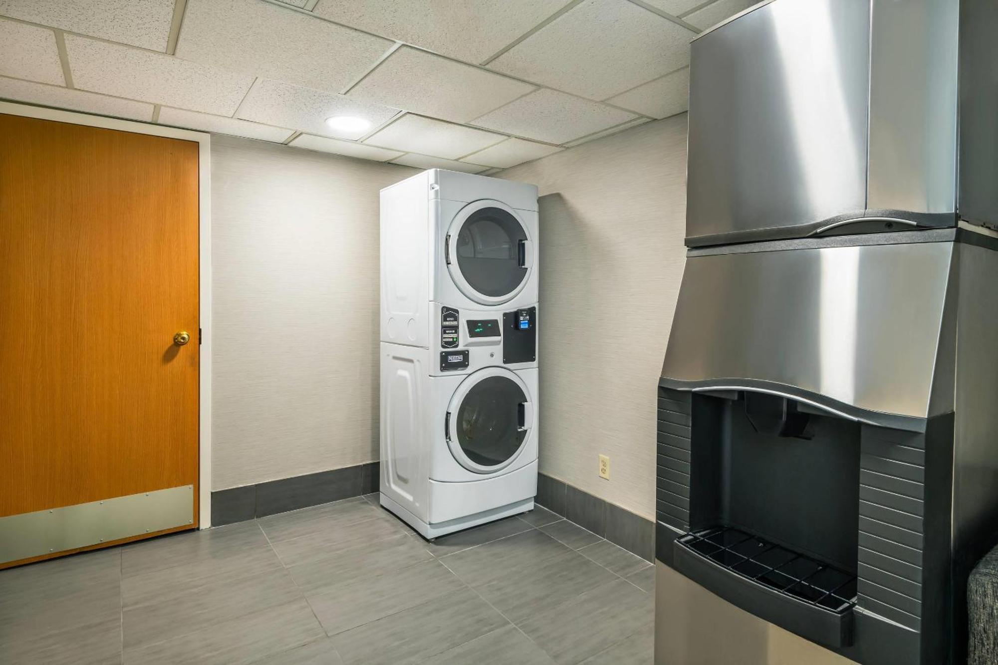 Comfort Inn גטינו מראה חיצוני תמונה